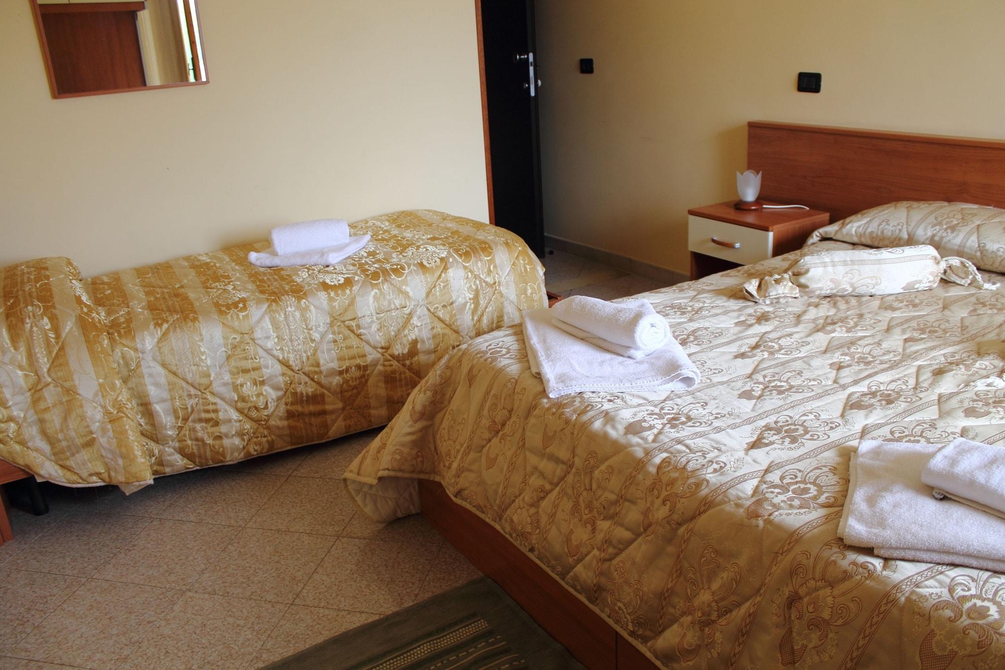 Hotel Barbieri Вибо Валентия Марина Экстерьер фото