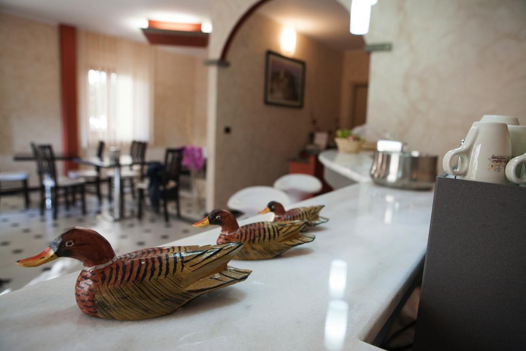 Hotel Barbieri Вибо Валентия Марина Экстерьер фото