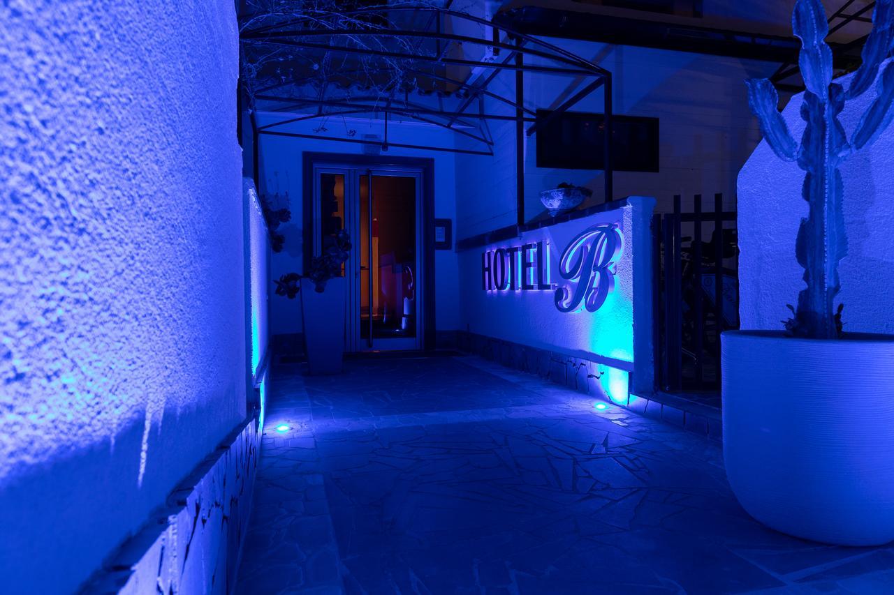 Hotel Barbieri Вибо Валентия Марина Экстерьер фото